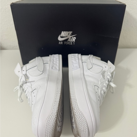 Nike Air White Sneakers - Picture 4 of 8